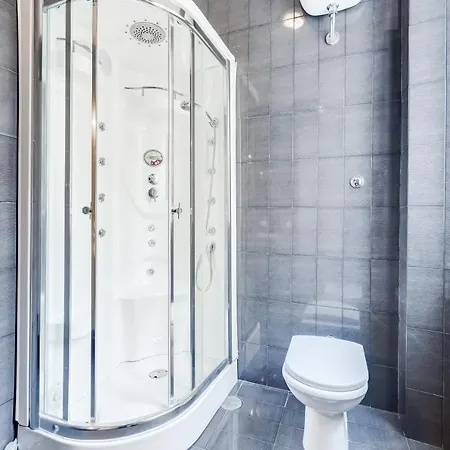 아파트 Large And Bright Flat In San Giovanni